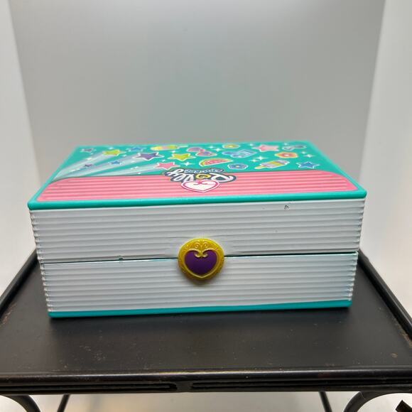 2018 Polly Pocket Micro Mini Middle School Compact GFM48. 1 DOLL - Picture 2 of 9